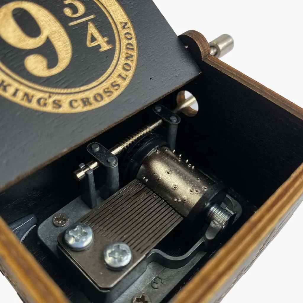 Platform 9 3/4 Musical Box