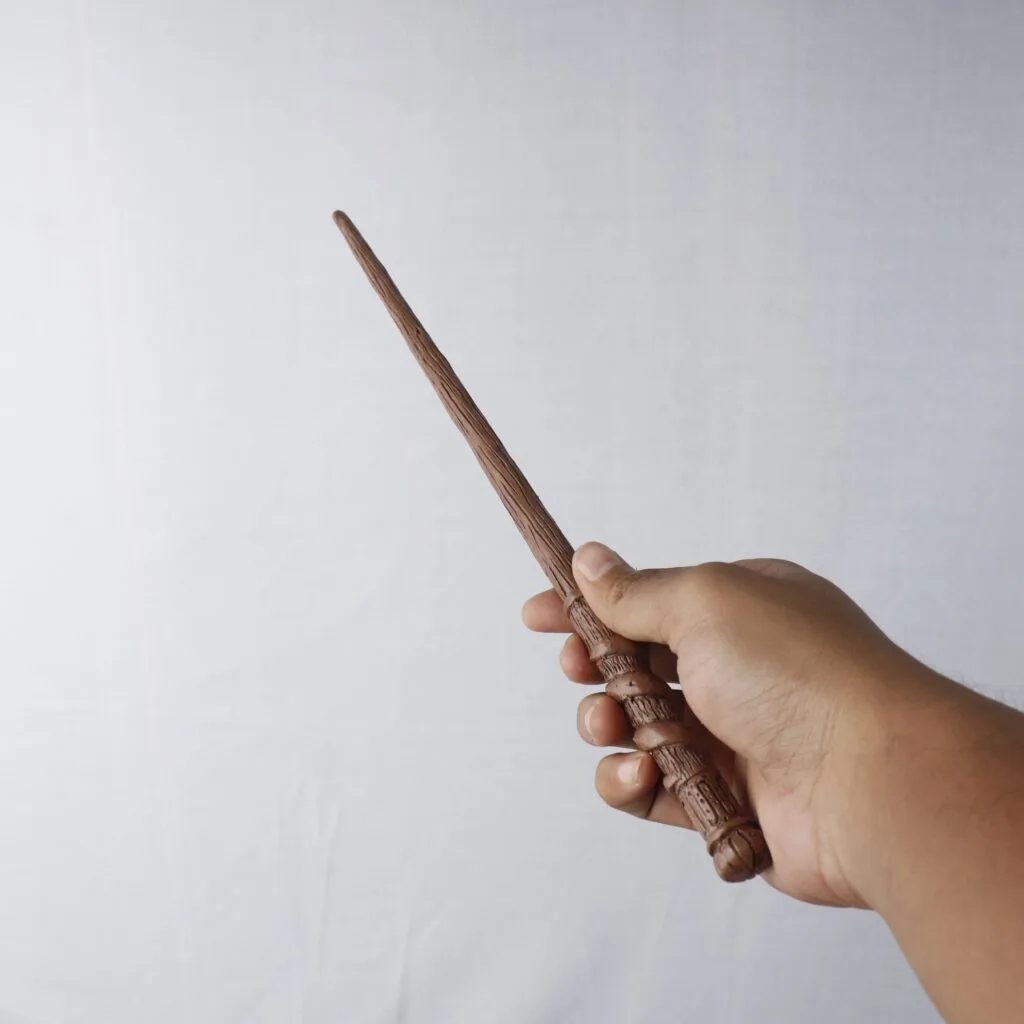 Percy Weasley Wand in hand