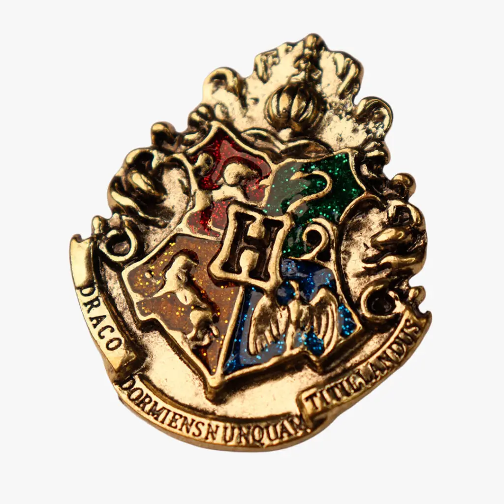 Hogwarts Coat Pin