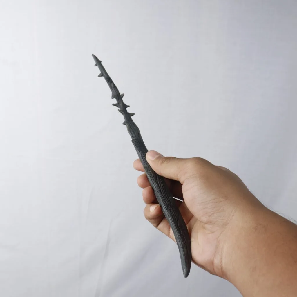 Death Eater Wand – Thron