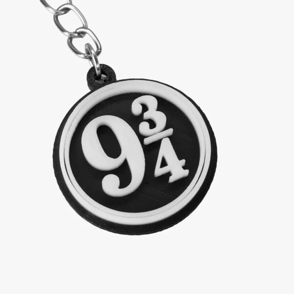 Platform 9 3/4 Keyring